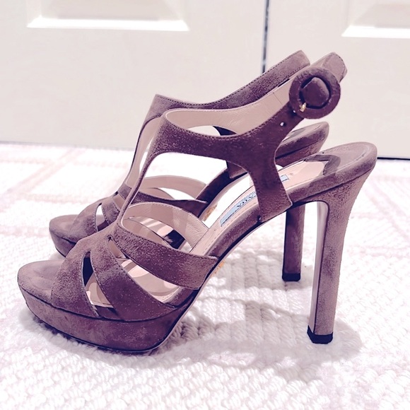 Prada Taupe suede Platform sandals with buckle T-strap Size 35 1/2 - Picture 3 of 10